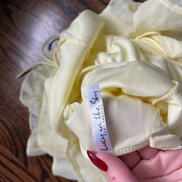 new lucy in the sky Amethyst Chiffon Romper in Yellow - Picture 7 of 7